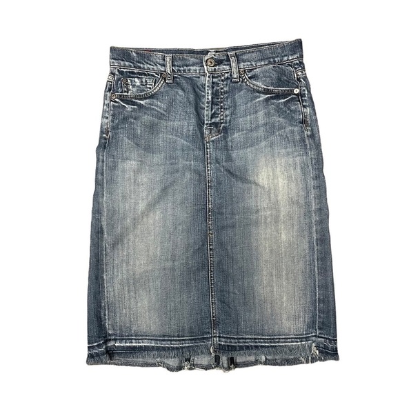 NEW 7 FAM Boycut Distressed Denim Skirt Size 27 - Picture 2 of 6